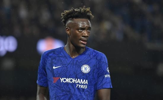  切尔西@大英帝星另类争夺战！切尔西名将警告：离他远点