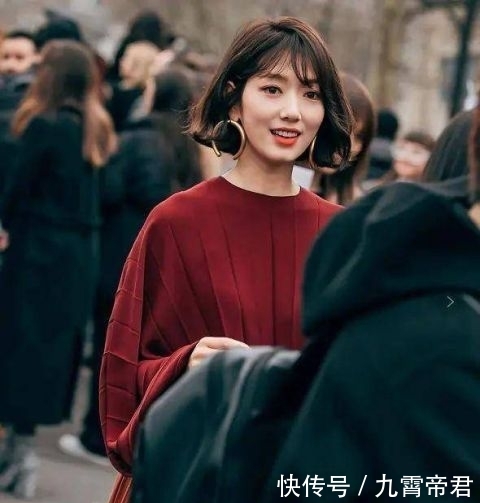 #遮脸#还在留着黑长直吗？今年该换换发型啦！减龄又遮脸哦