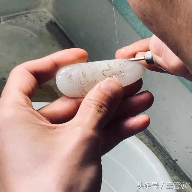 为什么现在好的原石都不愿意雕刻?