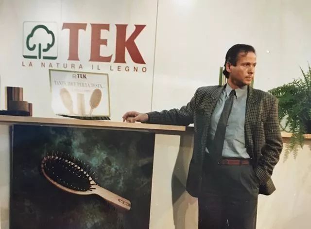 头发打结、掉发?换这把气垫梳试试