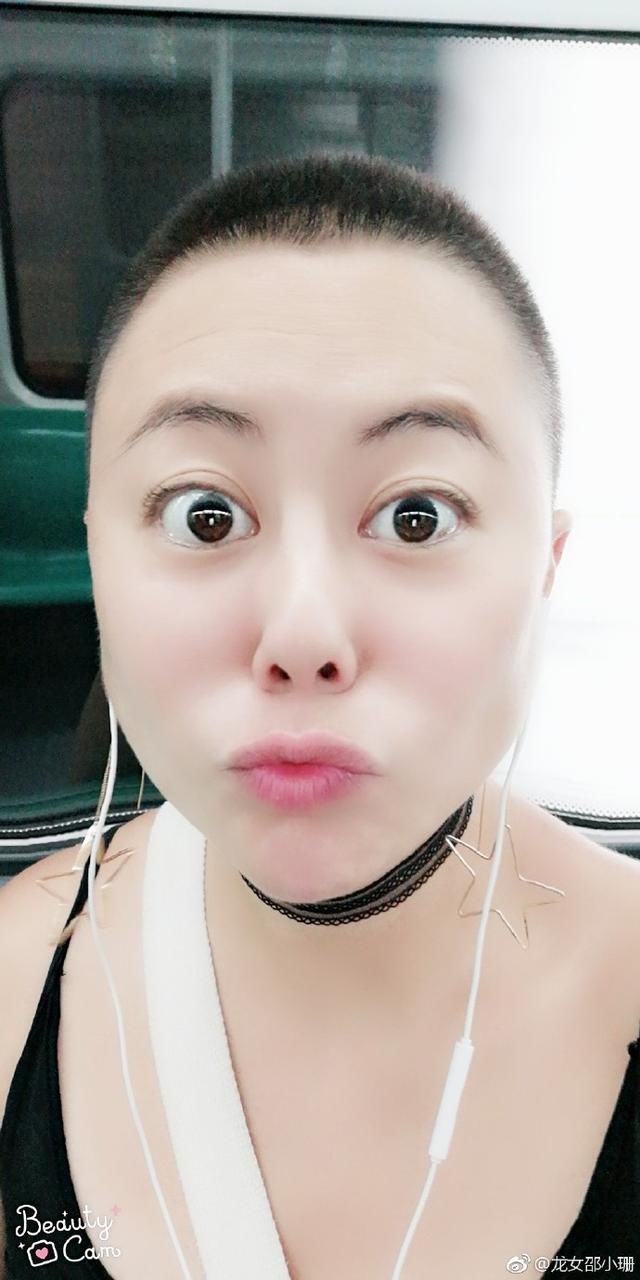 这位女星力挺铲屎官，并公开曝出了范冰冰丑事！网友：我就不信！