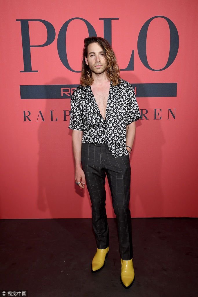 《极盗车神》“baby”埃尔格特帅气现身  白癜风超模温妮哈洛秀事