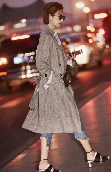 女星的高跟鞋太奇葩：李冰冰脚踩风火轮，baby为了显高太疯狂