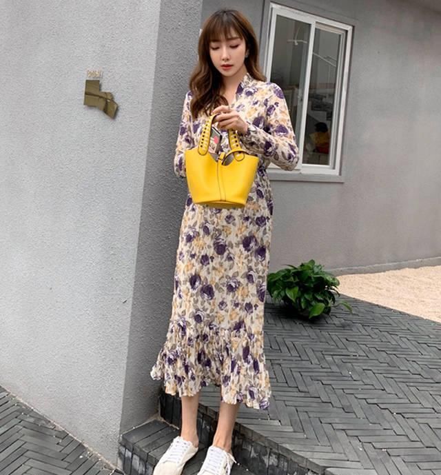  『条纹设计』穿错毁所有，小个子穿连衣裙要避开的4种款型，特别是30岁女人