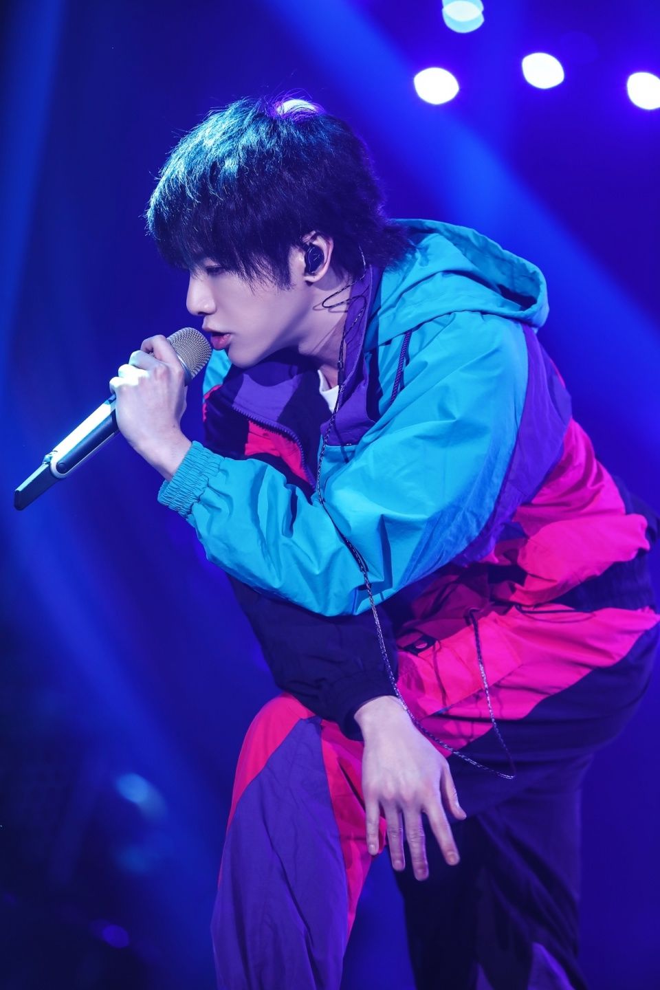 『竟是』《歌手·当打之年》这首歌的雏形竟是两年前歌王之战的《呐喊》!