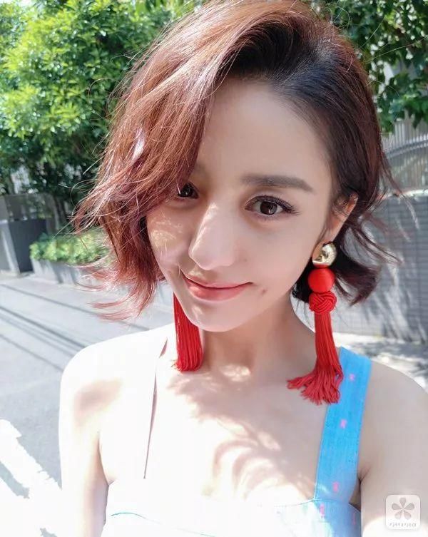 护肤｜雪莉发自拍白成一道光，但那些曾是黑皮肤的女明星是如何变