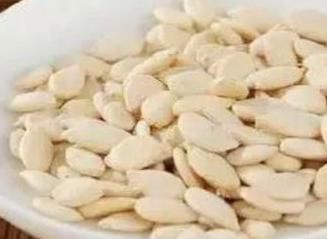 冬瓜藤不值钱,却能降服雀斑黄褐斑,一定要看!