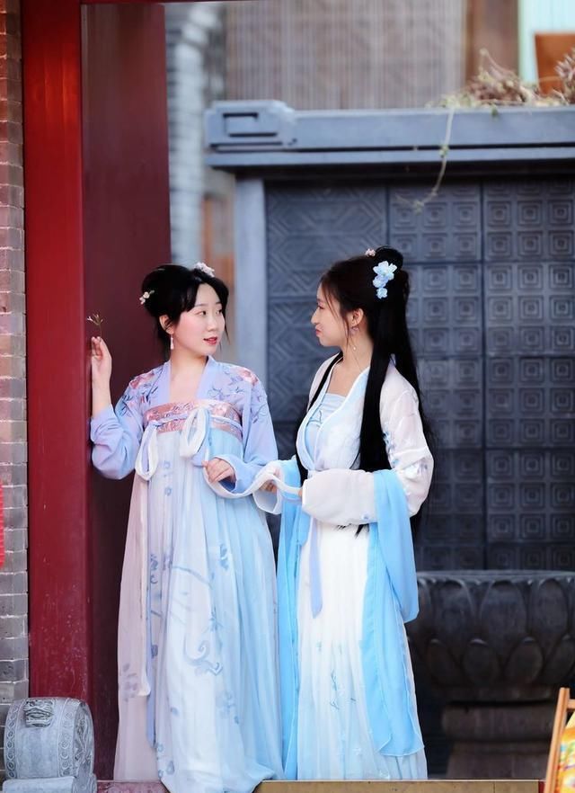 人像摄影:古装佳人多婀娜,兰蔻花香舞芬芳