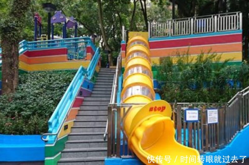 游客带西瓜进迪士尼，童话般美好的地方如今却遍地垃圾，不忍直视