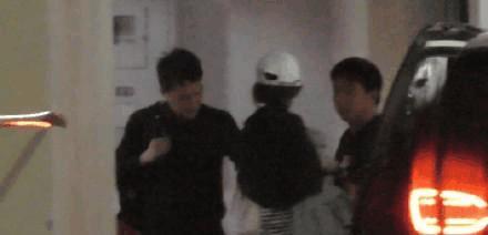 《女儿国》CP被目击在男方处过夜？颖宝回应不知道该说什么！