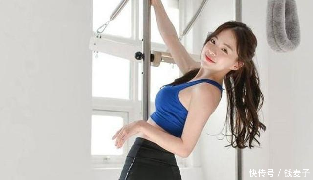 时尚穿搭很显气质迷人的打底裤，让你轻松散发出动人的女人味！