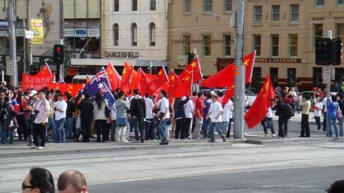 比越南更可恶的国家，看到中国人恨不得绕路走，网友看完：活该