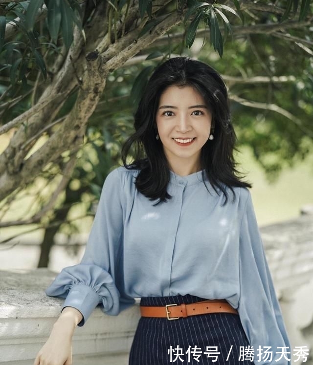 穿搭:“直女”春季这样穿超好看,衬衫配半身裙高级大气,日常搭配技巧