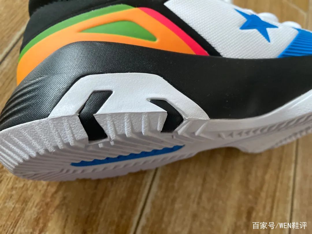  #整双鞋#吊打Nike签名鞋的中底配置！勇士恶汉能否助它梦归80年代巅峰？