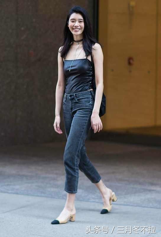 时尚之奚梦瑶偶遇刘雯，网友:小腹差距有点大，奚梦瑶摔坏了?