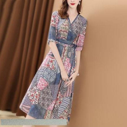 实在太美了!穿上这些连衣裙，拉长身材比例线条，看起来超有魅力