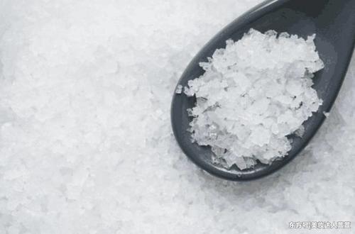 3个损害出现脸上,说明皮肤遭受螨虫摧残,只需用到2招可排空