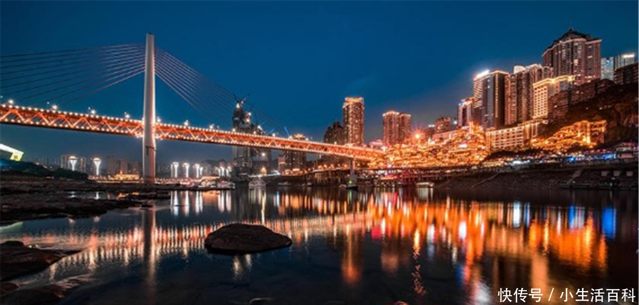 四川成都和重庆的真正关系，与外人所想的与众不同，当地人这样说