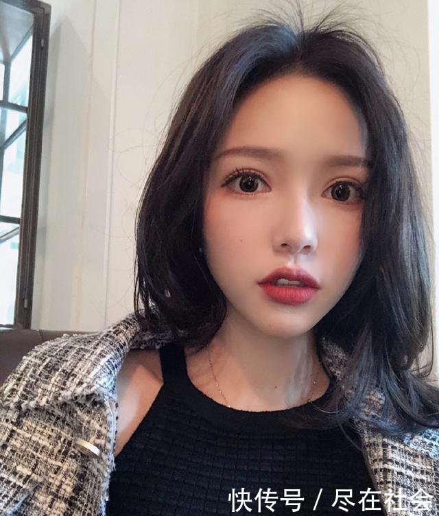 网红界的耻辱，人民日报都看不下去了，王思聪点评一针见血