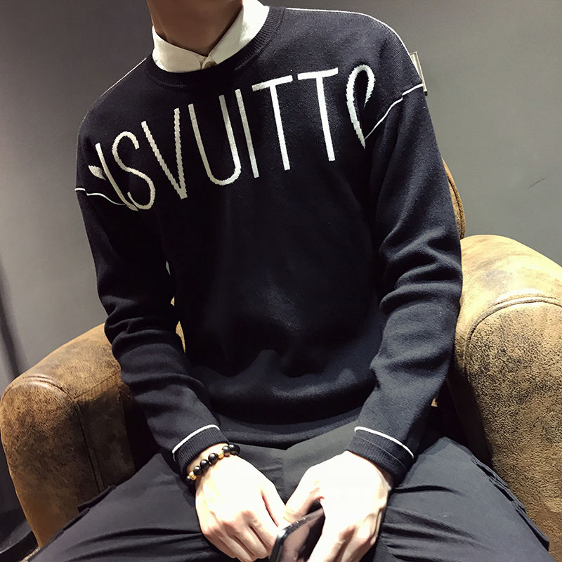 男人不管有没有钱，建议你瞧瞧下面这款毛衣，显年轻又保暖