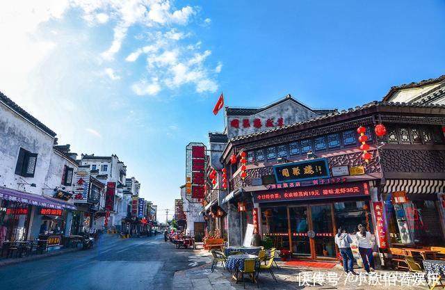  「誉为」安徽四座城市，曾被誉为“小上海”，原因各不相同，有