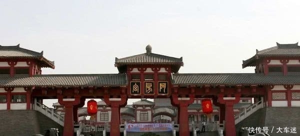 耗资2亿修建的著名景区,说拆就拆?网友说:这2亿打水漂了!