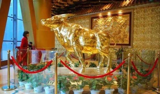 曾经的“天下第一村”, 现人均负债97万, 原因就在这点