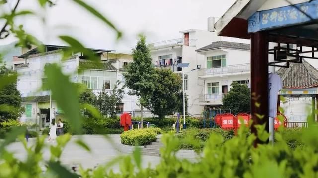  「毕节」惊艳！毕节这个村变化太大