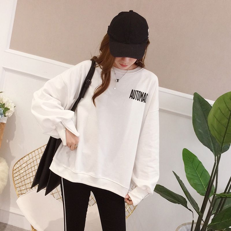 偷偷告诉你，今秋流行“减龄衫”，比裙子还显瘦，潮流时尚美到炸