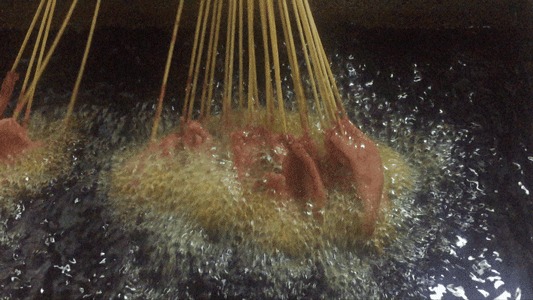 周到晨报：昨天起，可以搭乘高铁去美食之都——香港觅食啦！周到