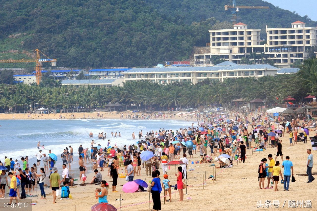 历年五一假期三亚人潮如织,想去玩看看这5张图