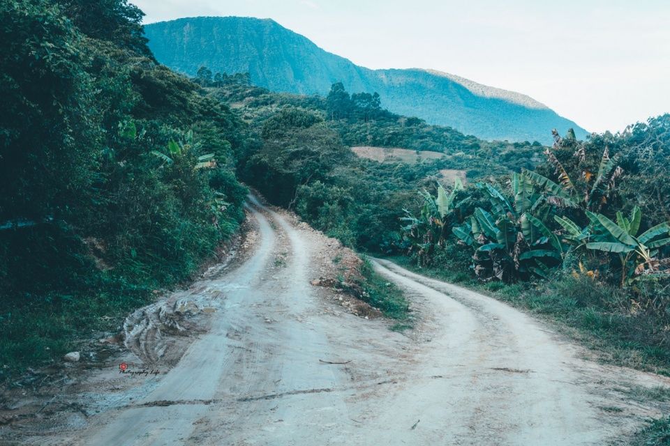 南美川藏线，每年死亡上百人，上万游客慕名而来寻求刺激