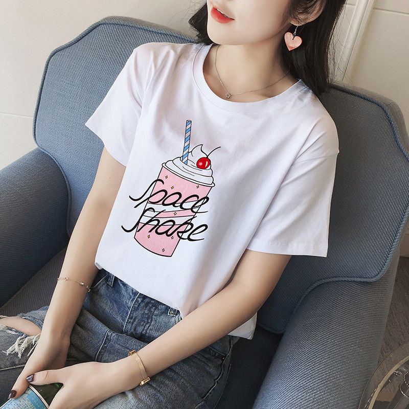 性感不是S!丰满的女人这样穿“流氓衫”，毫无违和感，性感十足