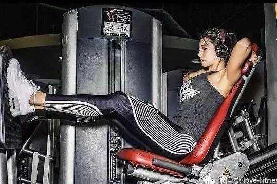 女生什么样的身材才叫好？这种天使面庞，魔鬼身材，最符合大众审