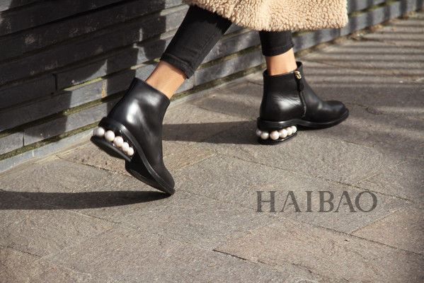 Nicholas Kirkwood鞋靴：失窃空间印象！