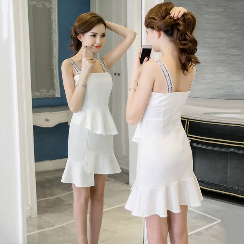 夏日你需要你款包臀裙让你看起来美不胜收，魅力四射引人注目