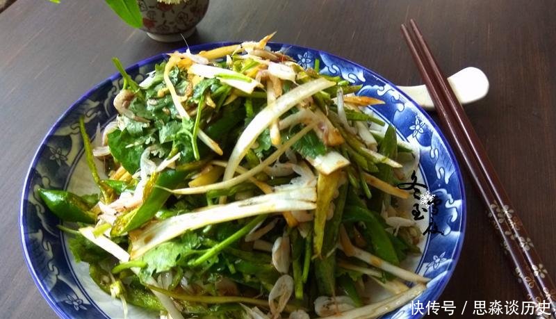 『口味』据说是“东北王”张作霖很爱吃的一道菜, 鲜辣爽脆, 口味火爆