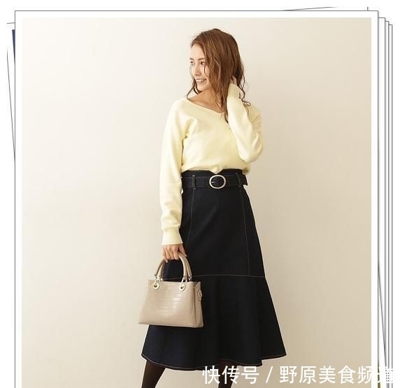 #明媚#黄色单品正在流行!15种黄色针织衫日系造型,明媚的春天气息