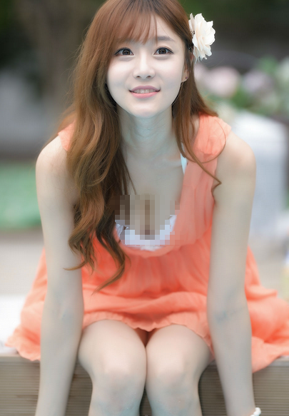 肌肤胜雪的美女们穿性感泳衣，可爱迷人又性感，让人看得眼花缭乱