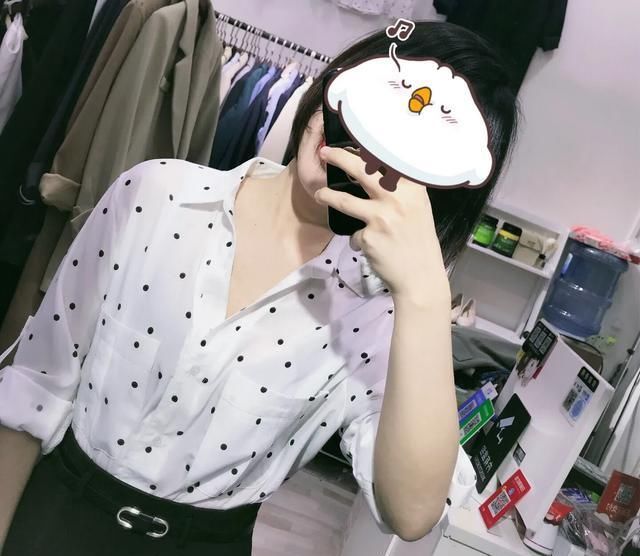  平平■有哪些衣服看着平平无奇,穿起来却贼靓的