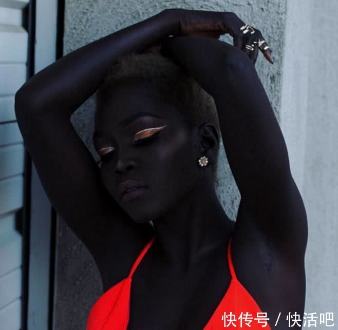 世界上最美的黑人女子，让人惊奇不已，人称黑“皇后”