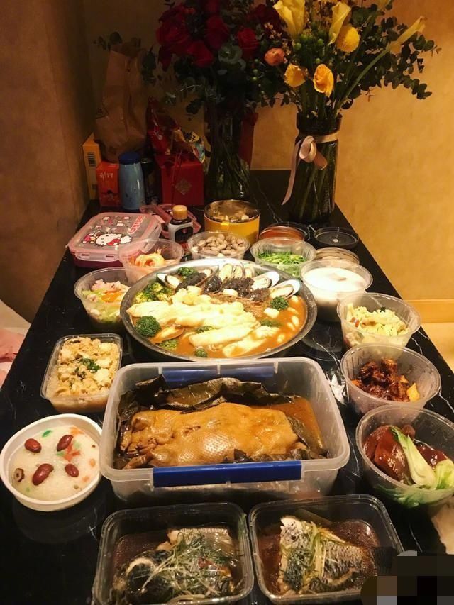亲自■本人亲自回应辟谣，已自我隔离23天，网爆宋轶不配合工作人员检查