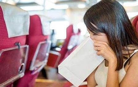 为何坐车晕车开车却不晕车？其实猫腻就藏在车上这个地方！