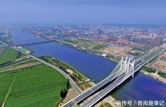 中国最特别的城市,被三个国家包围,是唯一可以进入日本海的城市