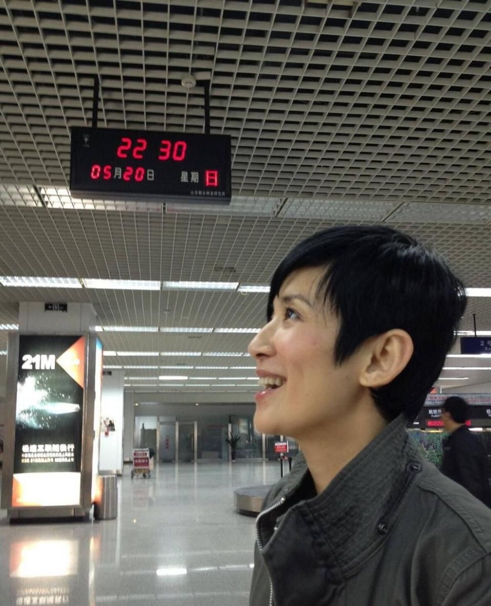 吴君如53岁、邵美琪也53岁，网友:不是同龄