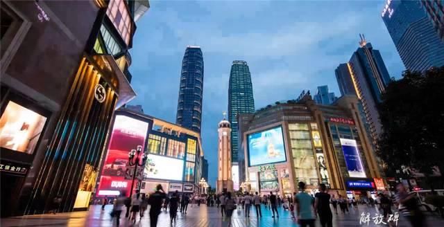 重庆彻底火了！又拿全国第一，网红城市当之无愧！
