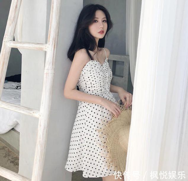  「特别适合」春季必入的四条“王炸连衣裙”，也太好看了吧！