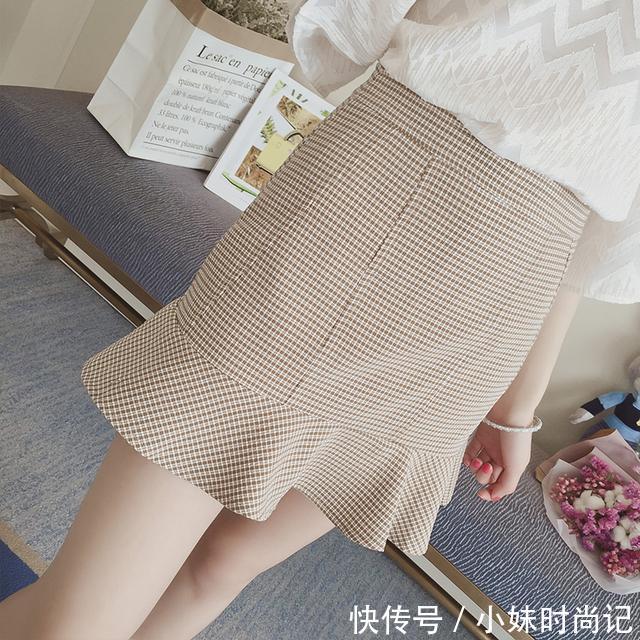 『千万别』身材娇小的女人该如何穿搭?千万别乱穿!短裙最适合你
