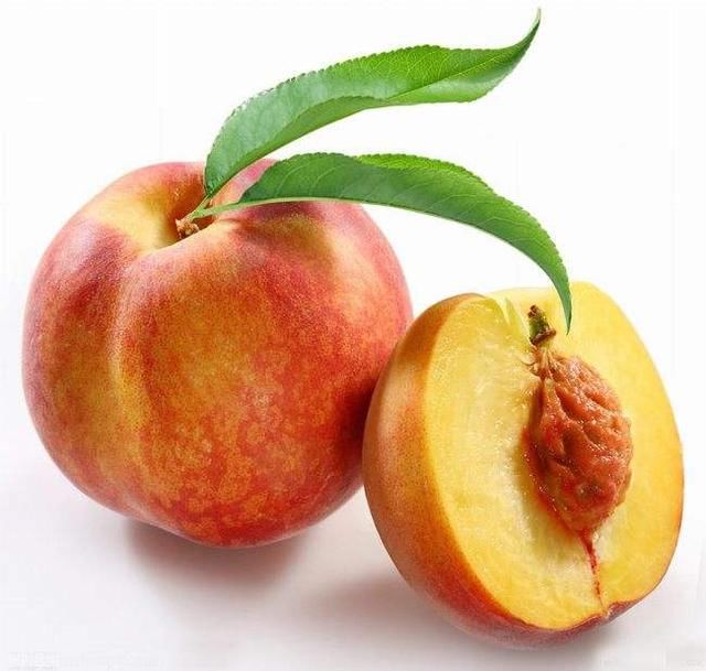 吃桃子会生病？这些日常谣言不要在传了，没有根据的！