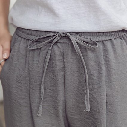 新发现一种女裤:叫“德芙裤”!比牛仔裤还舒适，最适合初秋穿